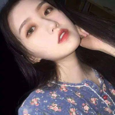 微信头像女生 黑白超酷女头像