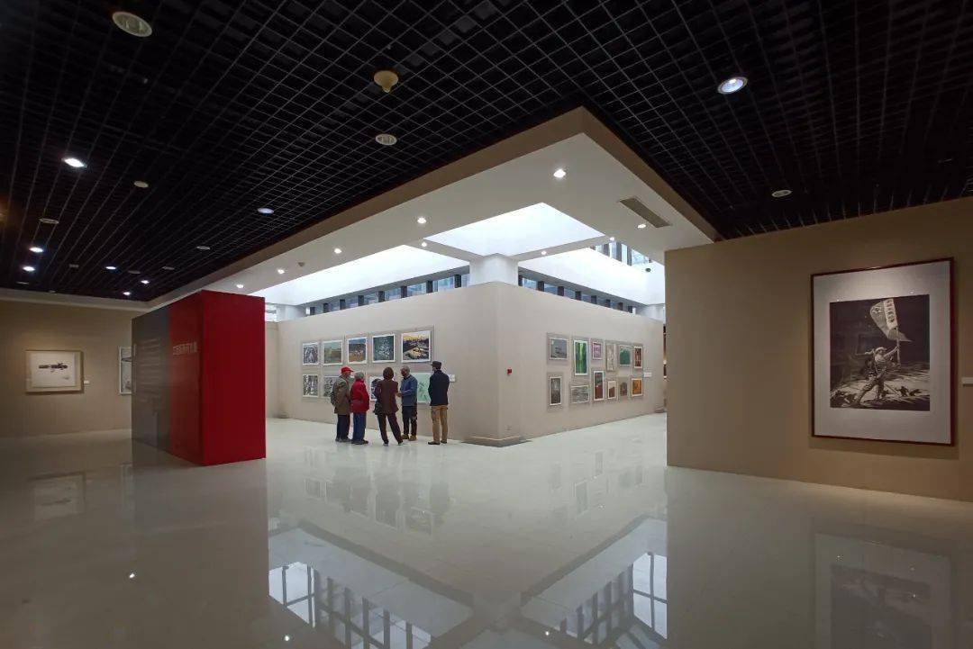 印记赣鄱江西版画研究展赣州巡展在赣州美术馆展出