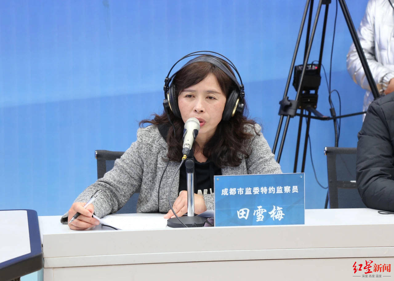 公共厕所建而不用阳光回应线上坝坝会融媒体直播活动聚焦武侯区