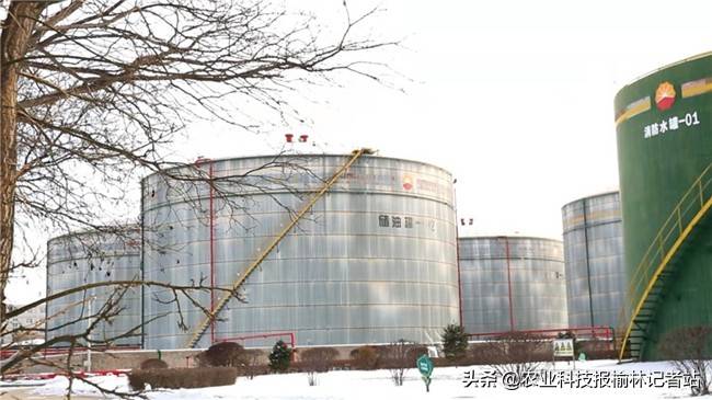 定边的gdp_定边盐湖