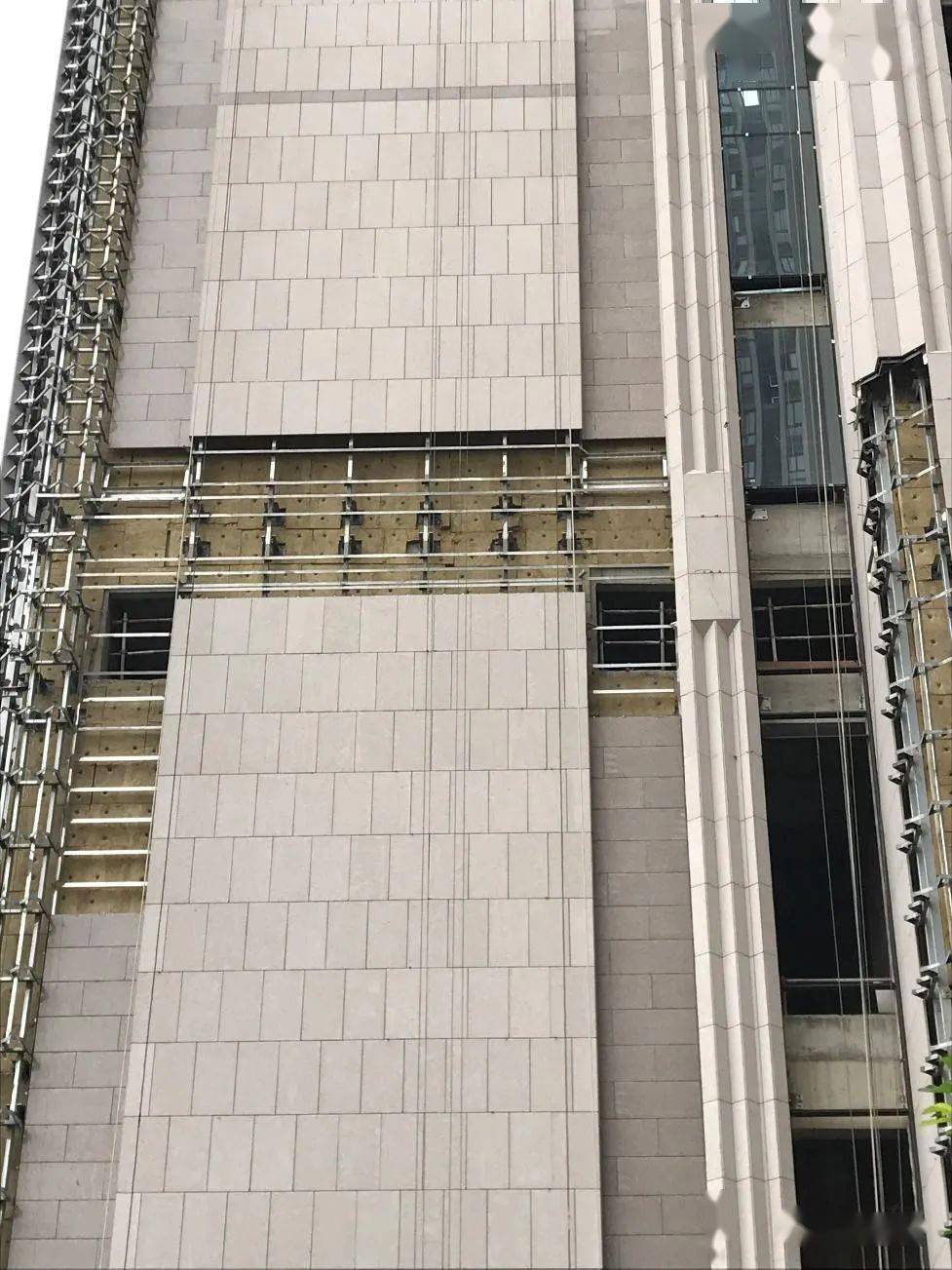 这个星级酒店外墙单方造价只有900块!