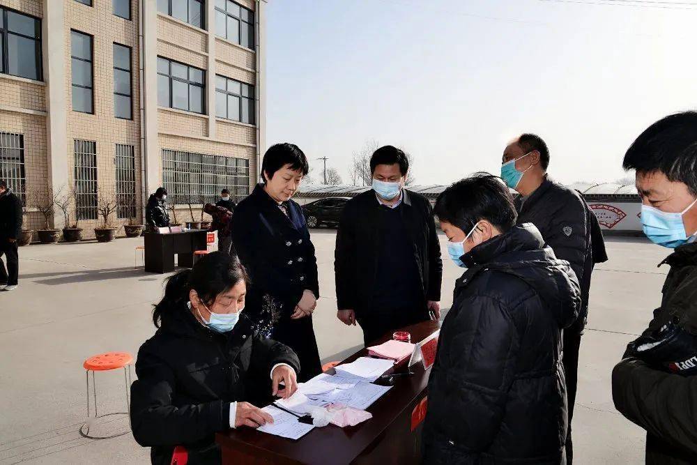 【动态】县政府副县长,公安局局长栗英实地调研指导村(社区)两委换届