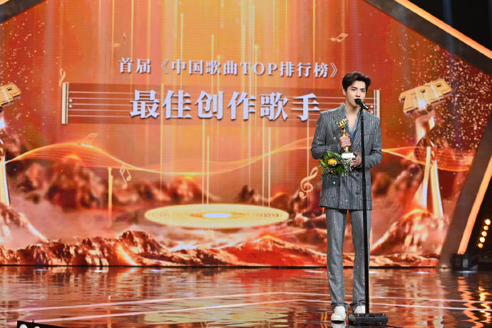 中国著名歌唱家排名榜 8e78e38688af4ba2bef51ad693211350.jpeg