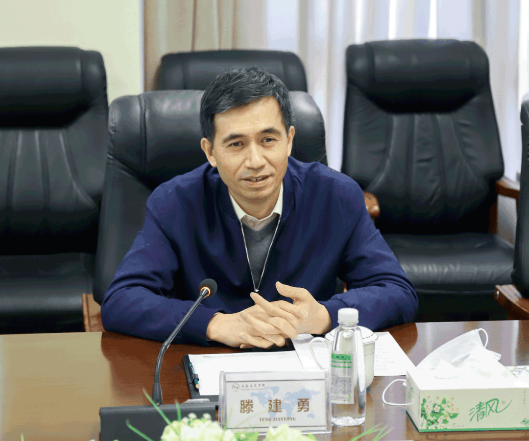 上海市教卫党委副书记滕建勇一行莅临上海立达学院检查指导寒假期间