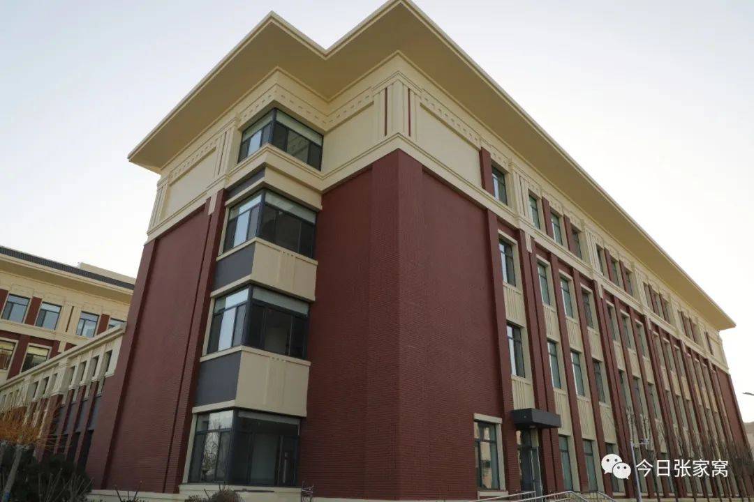 西青区张家窝镇中心小学新增千余学位即将投入使用