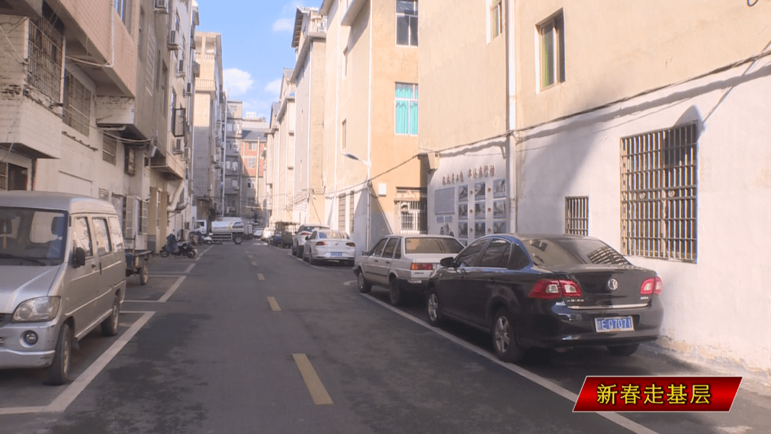 截至目前,永丰街道已完成138个背街小巷改造项目,"白改黑"路面13万多