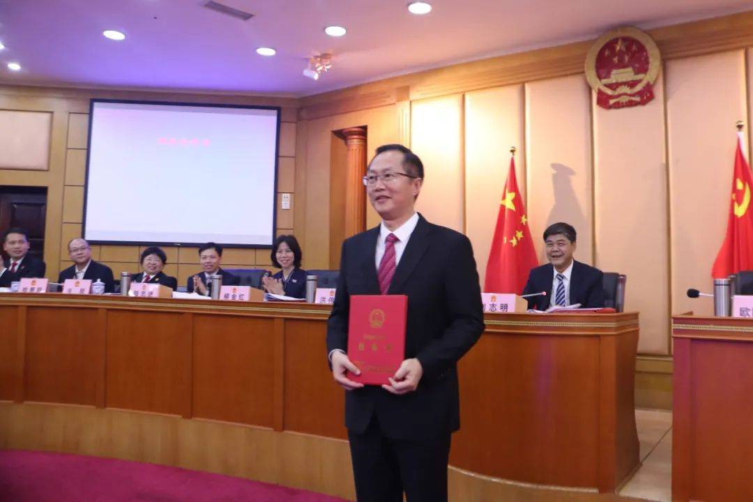 廖立勇代理北海市人民政府市长职务!