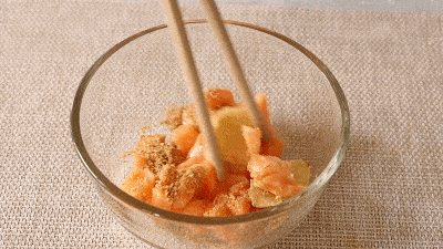 8792ca23de4c4495b0a597a4f75b9bc9.gif