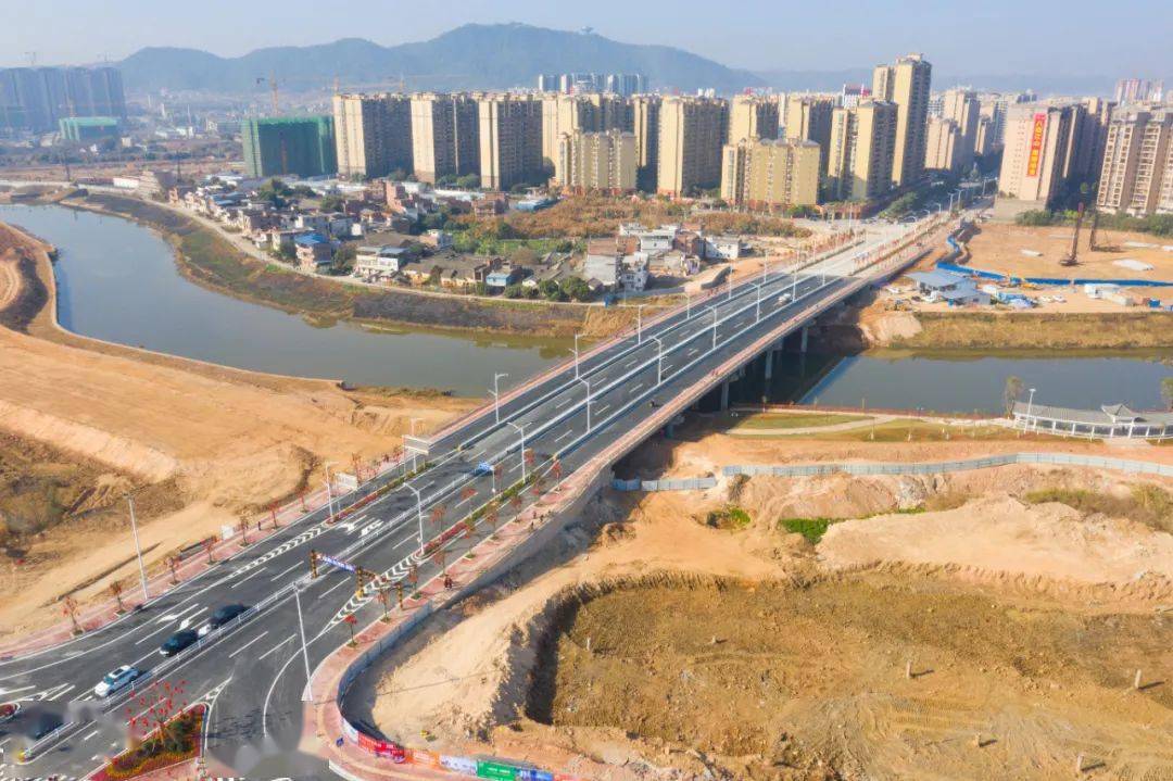 刚刚兴宁锦绣大桥通车项目总投资6700多万元