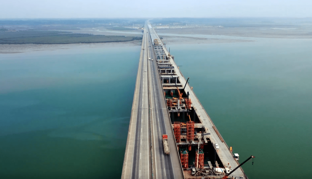 就在北海广西这条最长的跨海大桥预计明年底通车