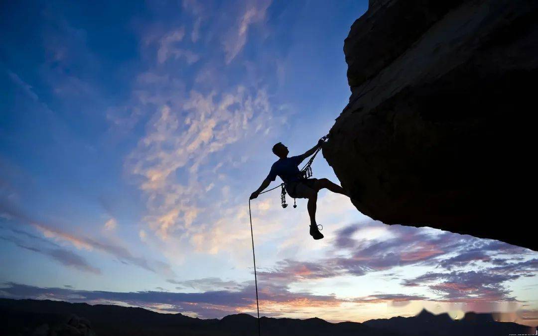 梦境启示，从失手到得助——梦见自己钓鱼的深层解析