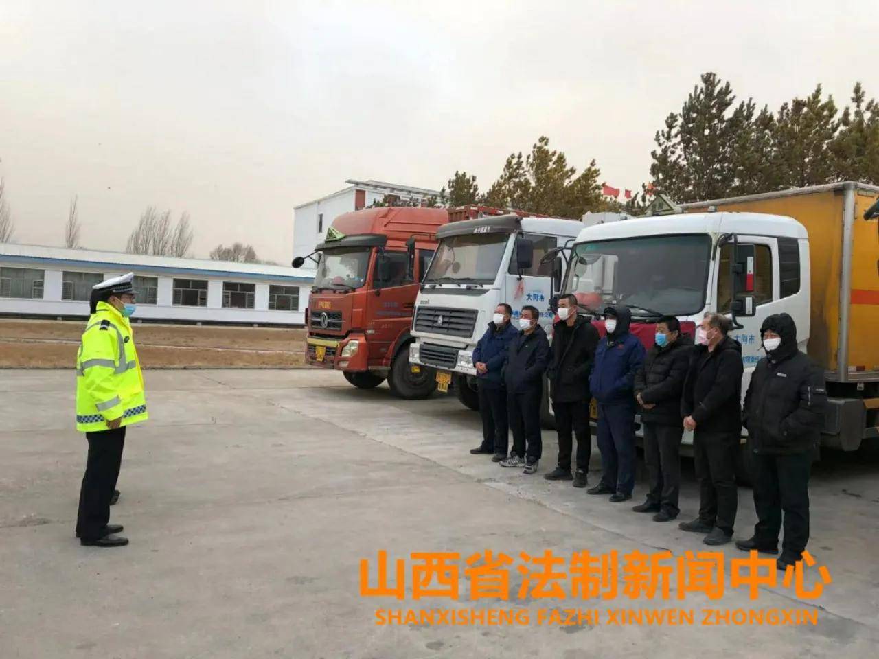 大同左云交警深入危化品运输企业开展安全大检查