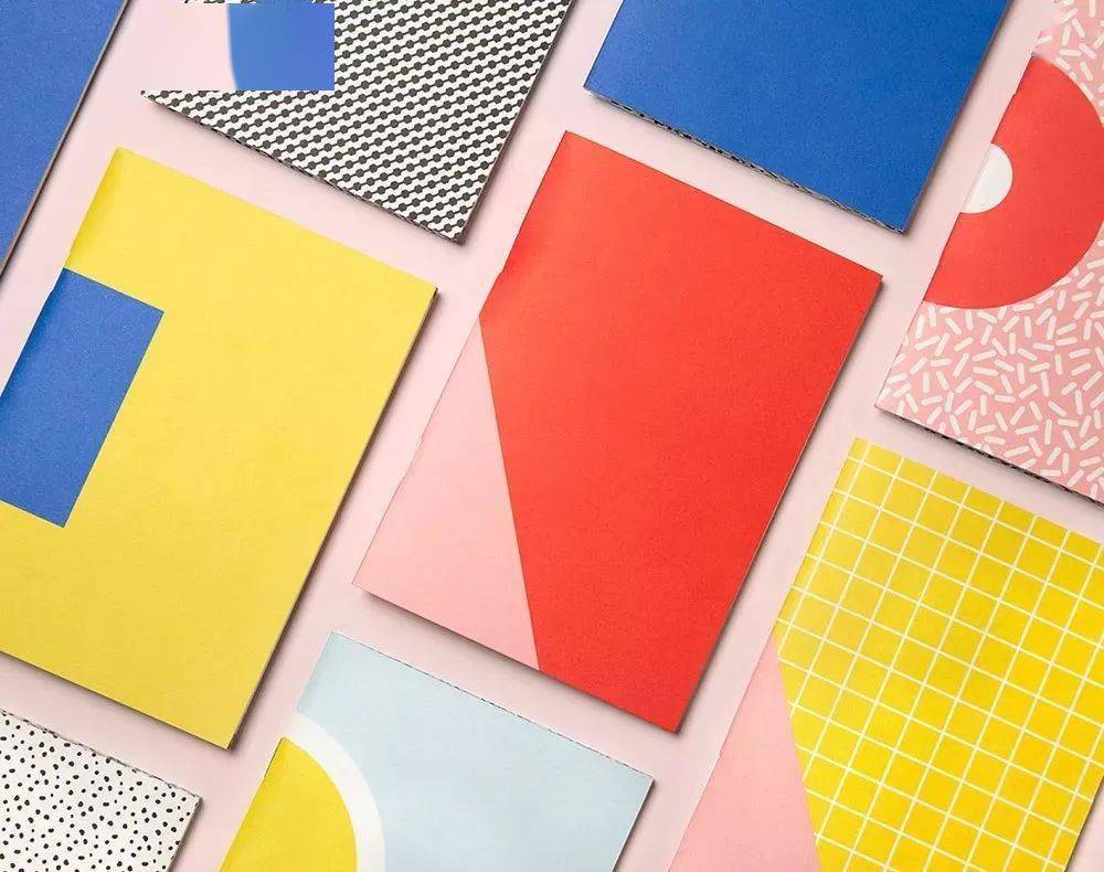 反对单调冷峻的现代主义孟菲斯的神仙级配色