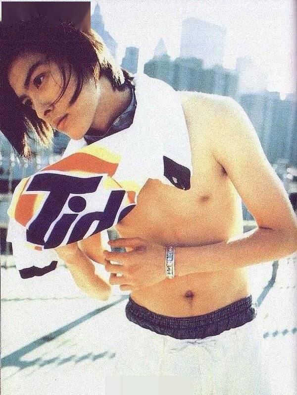 长濑智也长残成胖大叔了 日本美少年是不是都热衷于自毁形象 呆呆娱乐