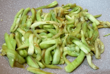 炒什么菜不放油还好吃 72f13e39bf2045b4a569d205e33b5819.png