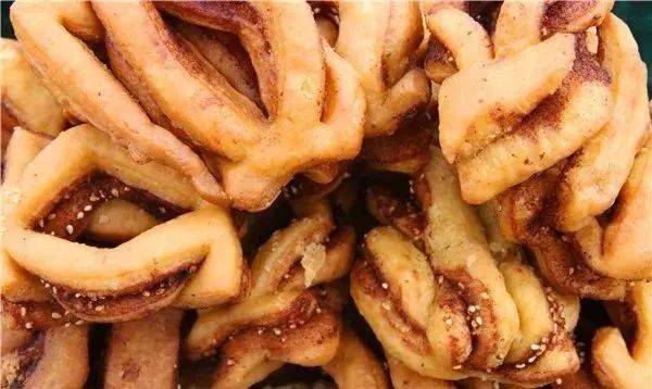 年味儿馓子油饼花花翻跟头青海人过年的馍馍来啦
