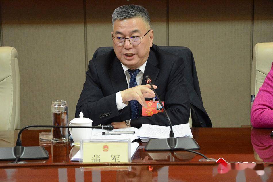 坚守国家政治安全底线 加快法治天水建设蒲军参加张家川县代表团分团