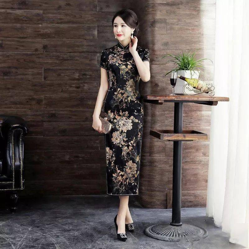 女人如何穿旗袍有魅力 41e23045c6bf49109d7ba501f2eb61c4.jpeg