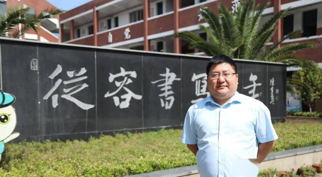 东阳市外国语小学 卢雁红《奔走在学士北路》东阳中学 杜新阳百所学校