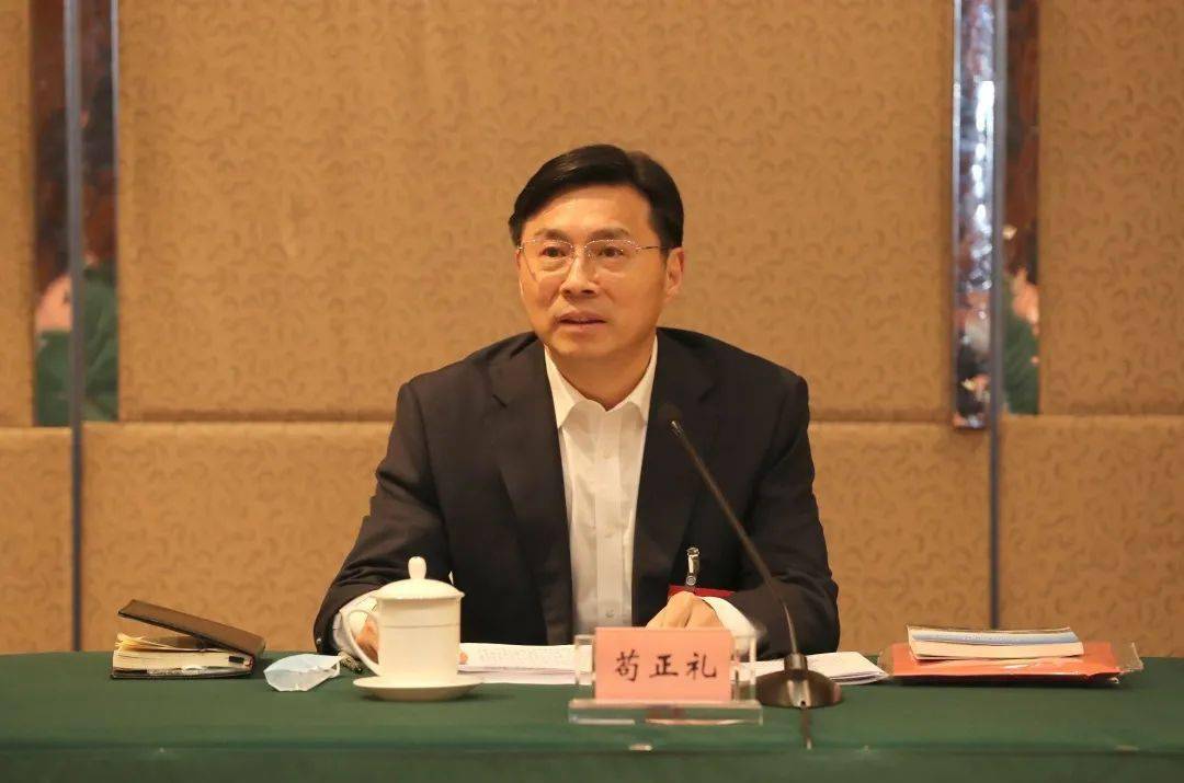 成都市委常委,秘书长苟正礼说,成都市"一府两院"工作报告,"十四五"