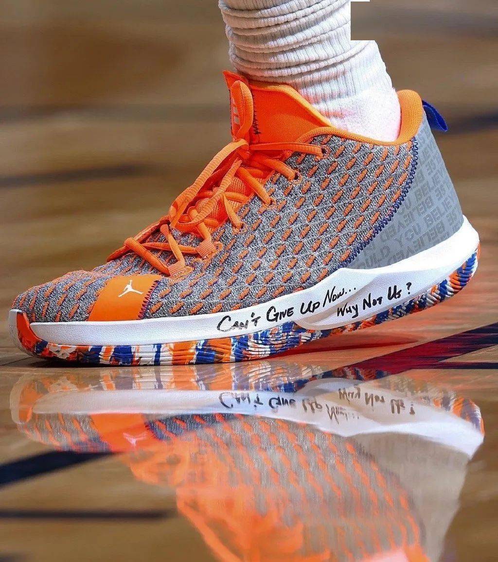 球星上脚图字母哥2代黑人月配色加洛韦上脚保罗战靴