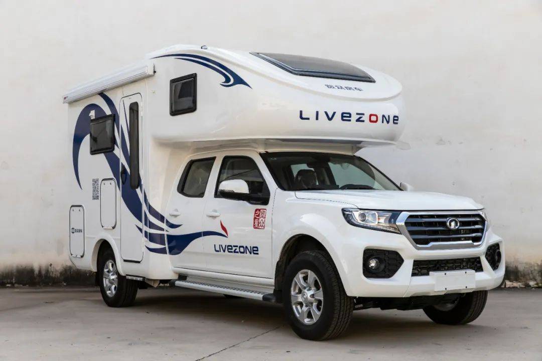 览众c7览众风骏c7房车采用长城房车专用底盘,柴油四驱.