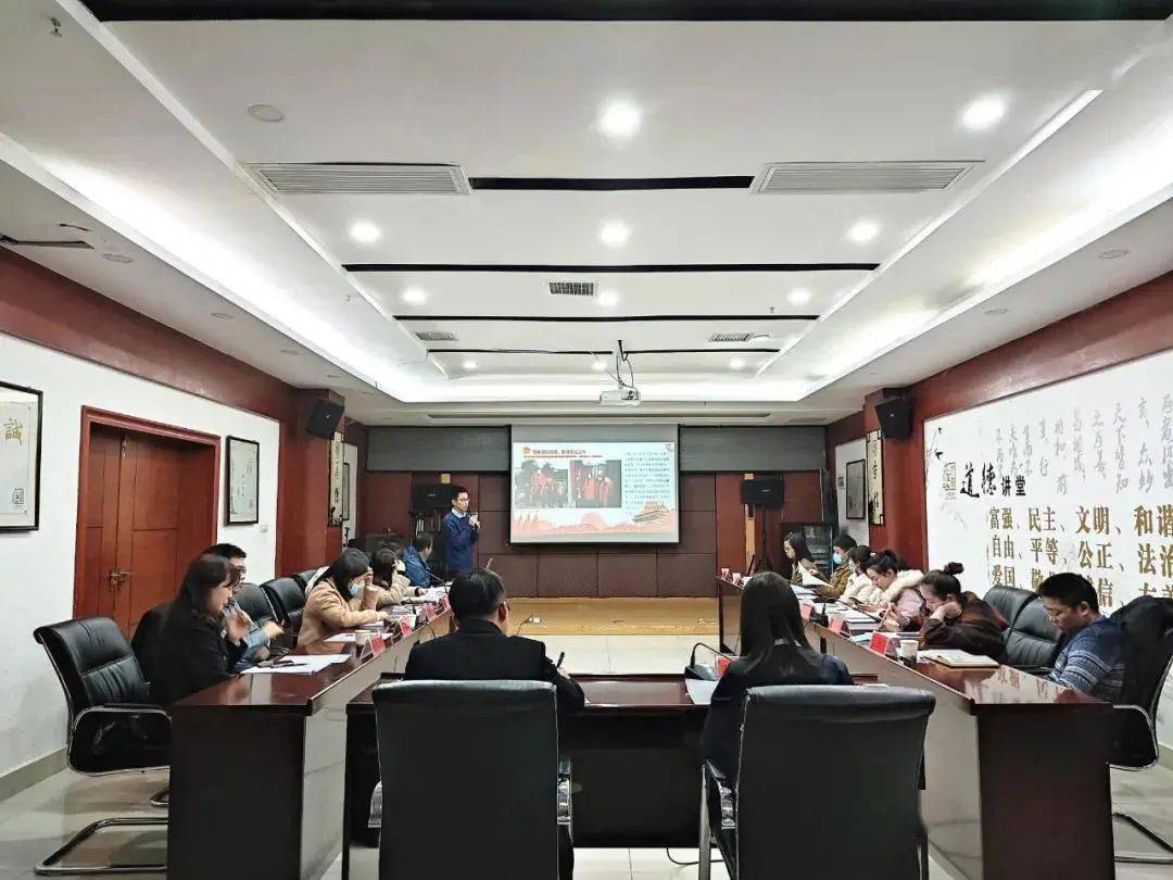 汇川区2020年GDP_2020年中国gdp(3)