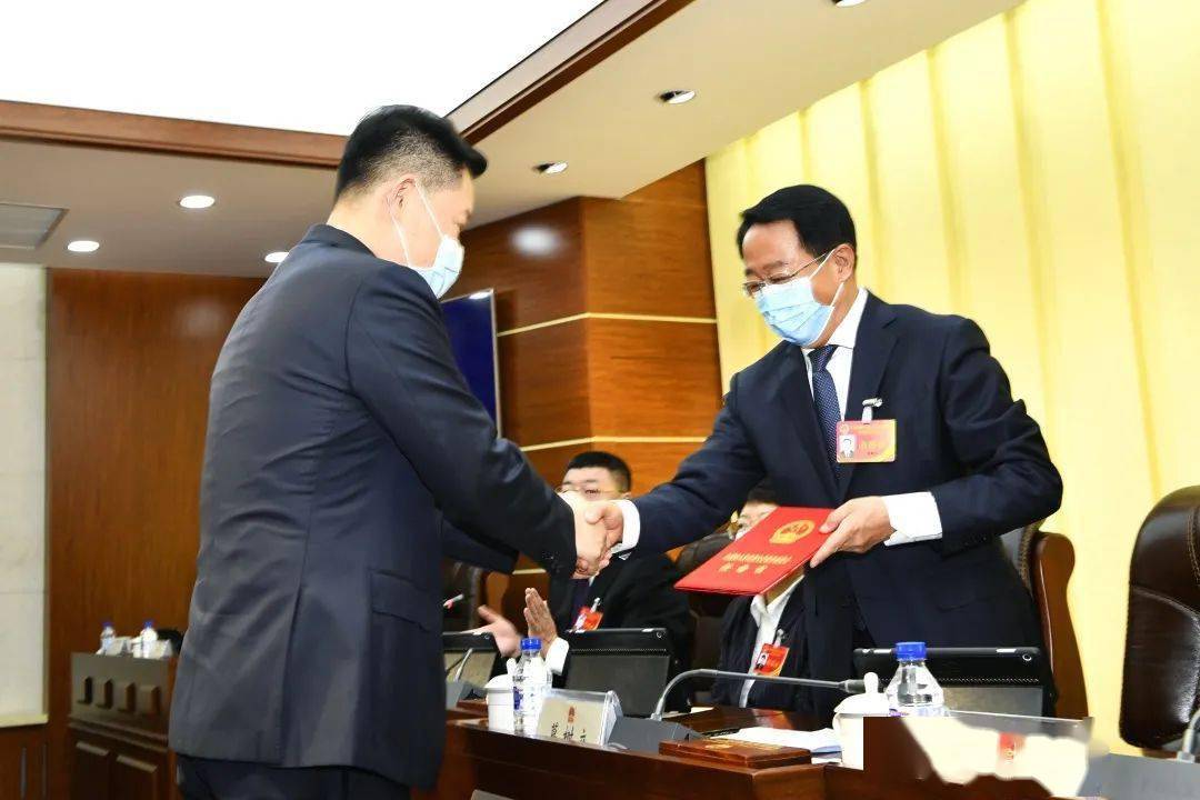 【城事】陈锋全票当选为白城市副市长,市公安局局长_手机搜狐网