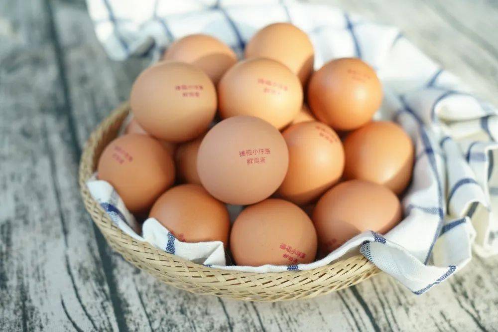 蛋中珍品陆上海参爱格氏小球藻鸡蛋年卡正在火热发售中