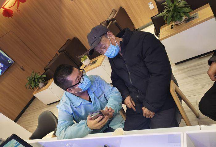 关怀|vivo推出“新春助老关怀服务计划” 覆盖全国800余家售后服务中心