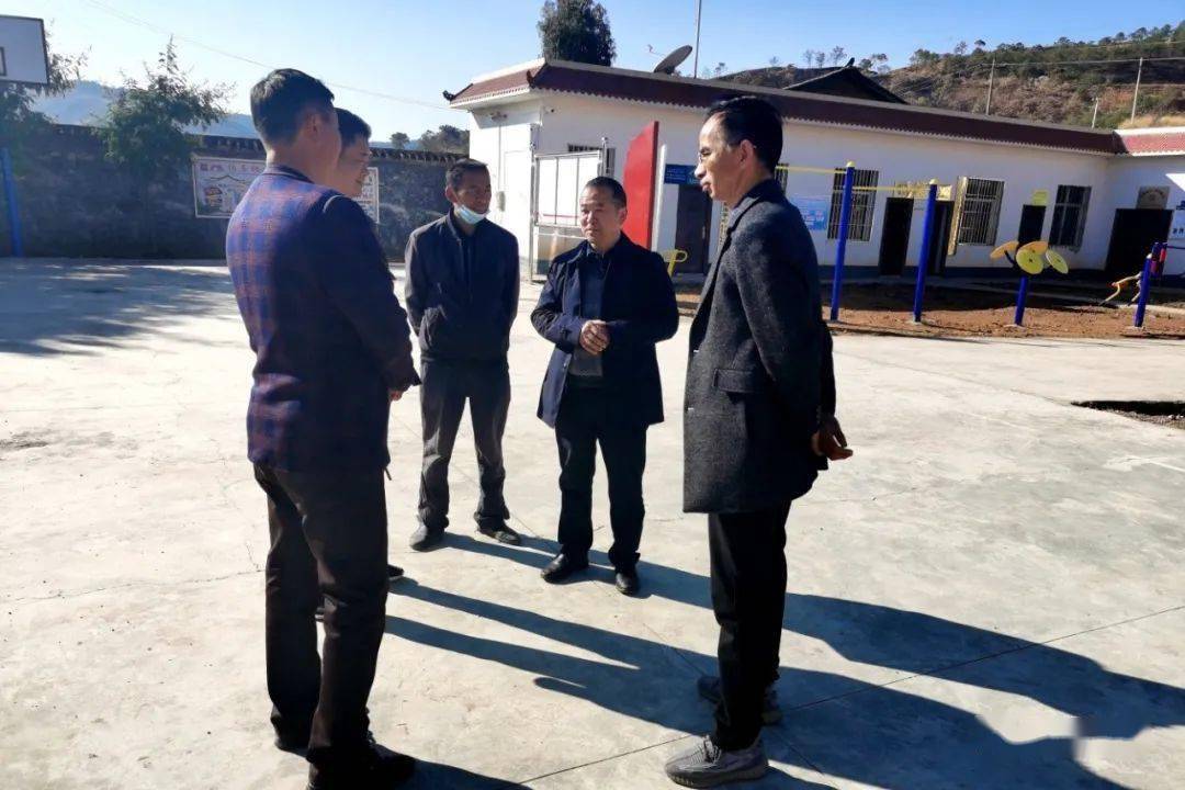 会理县领导深入基层督导当前重点工作