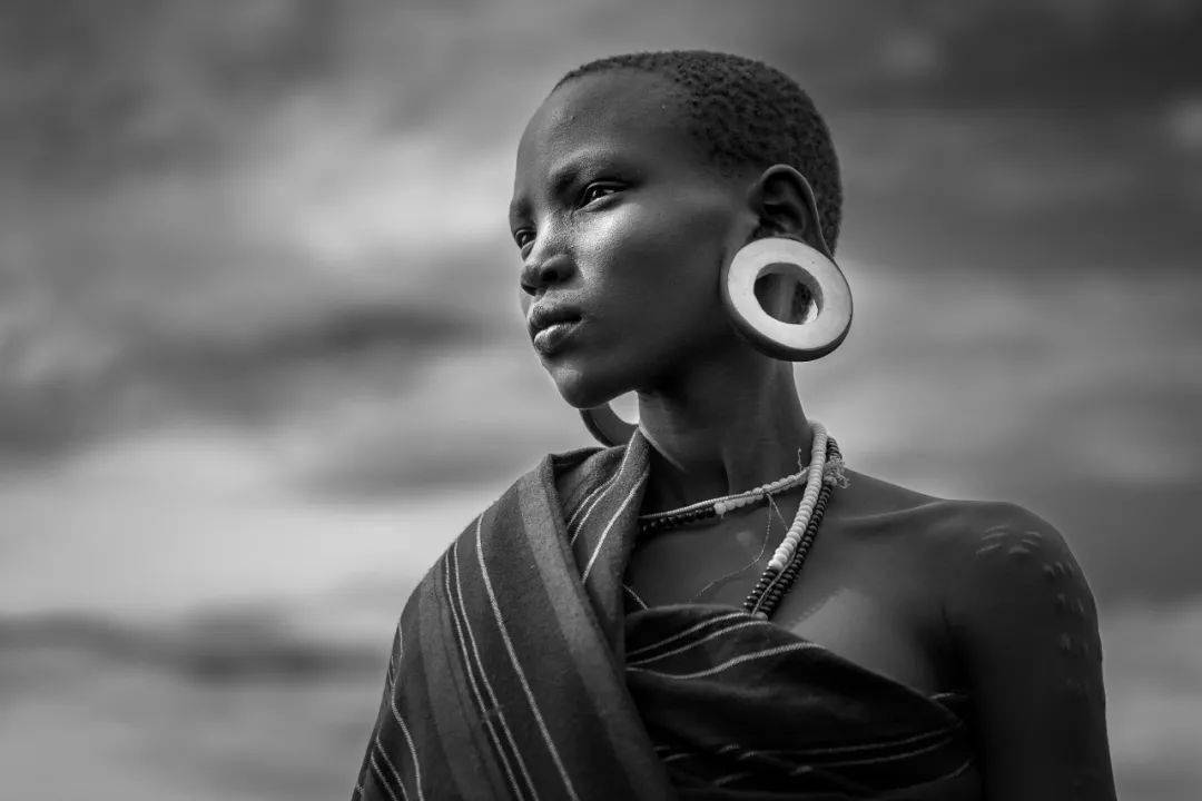 怎么当网红的摄影师 cbf8cd326ef348cdab828a1f8b40b9e9.jpeg