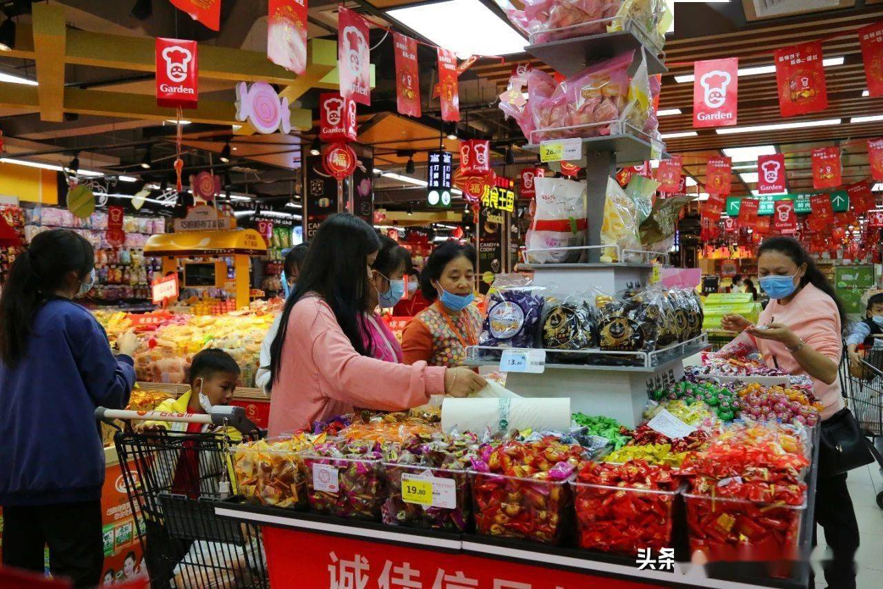 「县域新闻」春节临近 海南万宁市民红红火火备年货