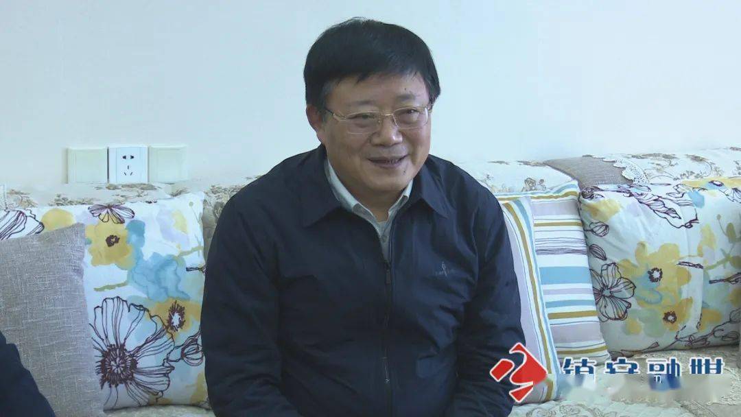 在活动中,冯永清,贺国琴,冯朝勇,陈正斌先后来到余良应,张坤余,李开仕