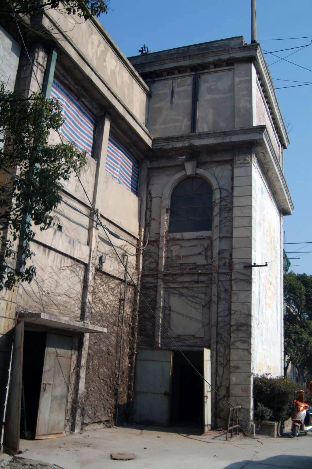厂旧址被宝山区人民政府公布为"宝山区文物保护单位",2014年又被上海