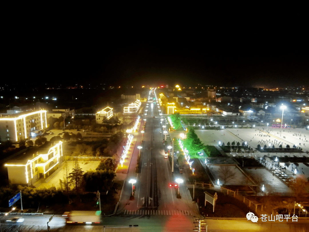 太靓兰陵古镇夜景刷爆朋友圈