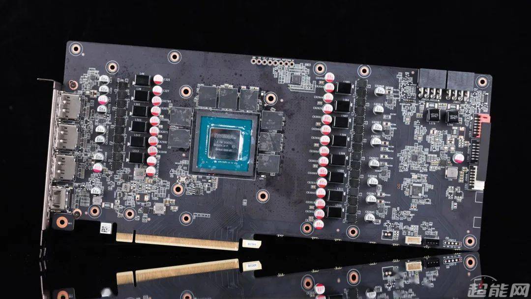 geforce rtx 3070 星极红爵参测显卡供电,用料——12分华硕