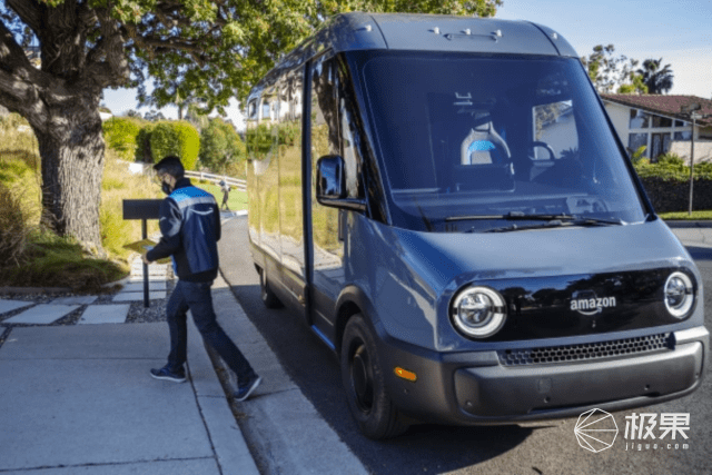 比特斯拉还火爆 目前最 聪明 的面包车 亚马逊终于让它上路了 Rivian