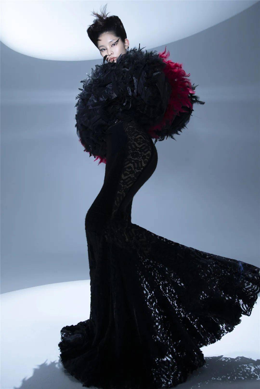 《东方模特》杂志专访彭琬芝:一棵待开花的树