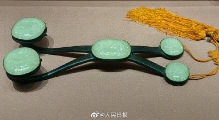 故宫展出160件套如意（图）