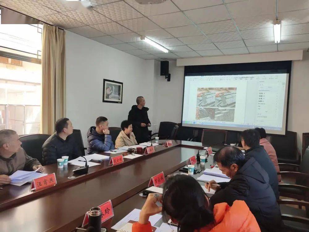 华宁人口分布_天津华宁电子产品图片