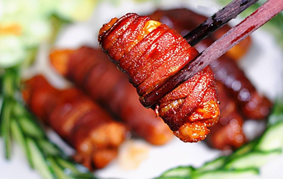 年夜饭大菜富贵缠丝肉酒店大厨的拿手菜果然牛上桌就秒光