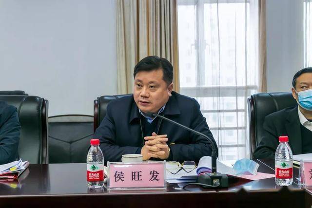 省委第十督导组成员覃志,省委政法委政策研究室副主任肖磊,省法院执行