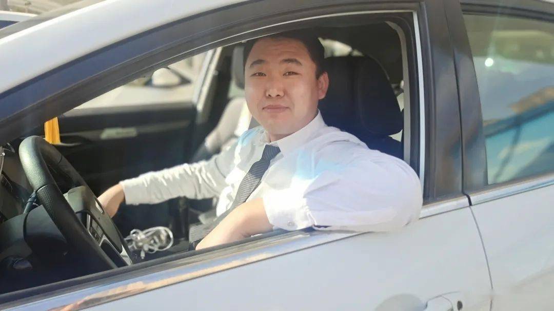 27加入曹操还不到一年半的马赫师傅,老家哈尔滨,在成为曹操司机之前