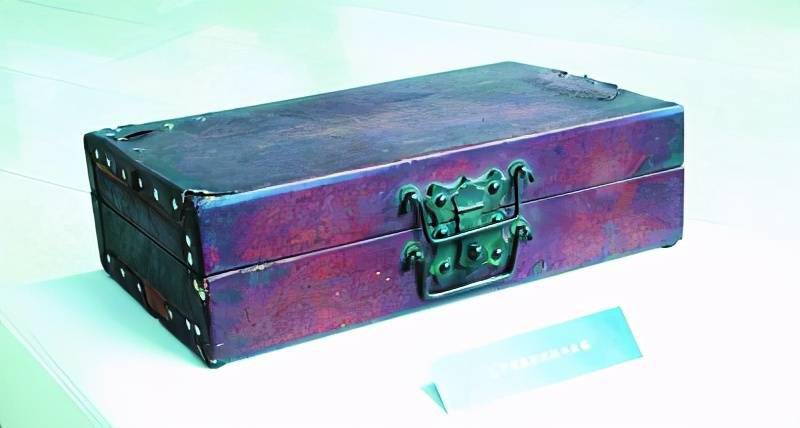 手提箱蕴藏革命本色_张子清