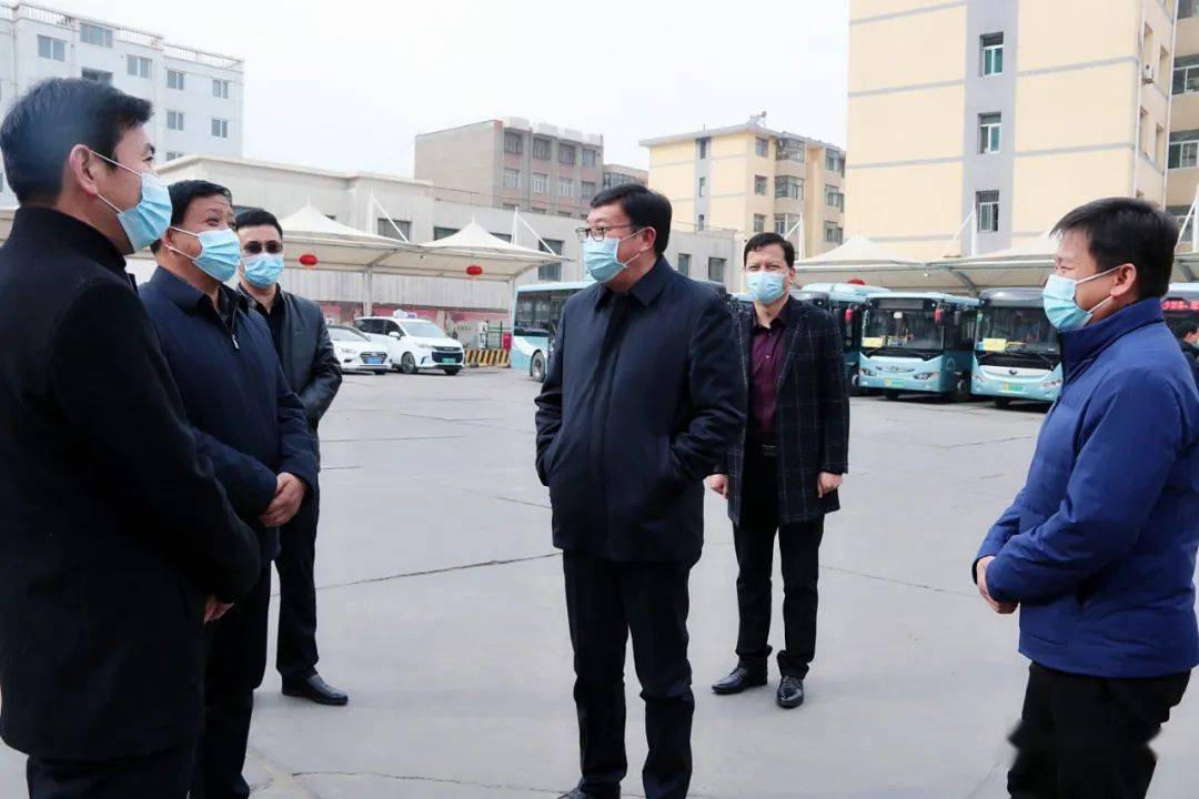 大年初一县委书记杨海林看望慰问一线干部职工并检查相关工作