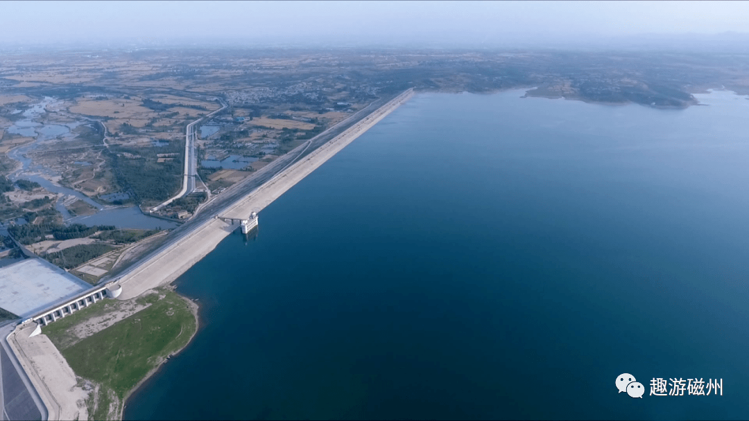 嶽城水庫是海河流域南運河水系漳河上的一座大型水利工程,控制流域