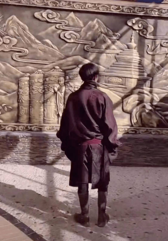 但他背影里的落寞,大家都能感受的到.