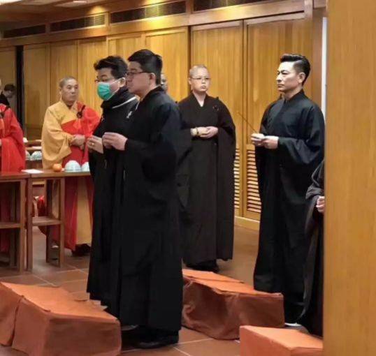 刘德华念佛为全球众生祈福!