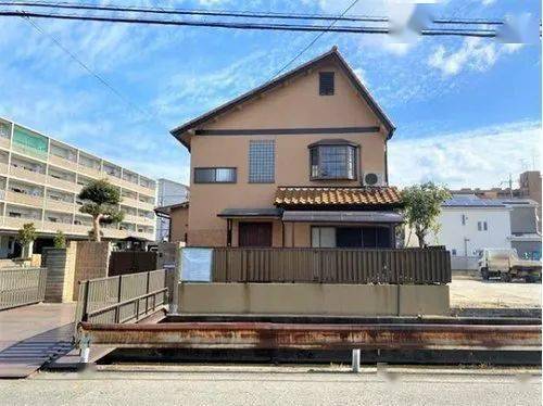 京都站旁九条临河带庭院一户建售价233万人民币